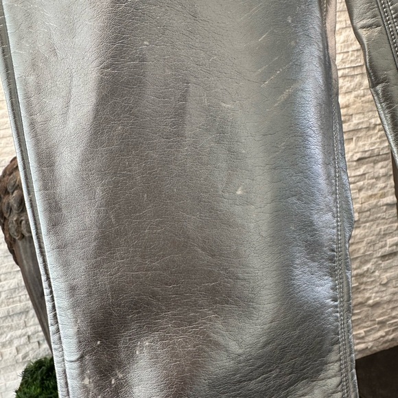 Good American Icon Silver Metallic Faux Leather Pants distressed size 6/28 - Picture 5 of 9